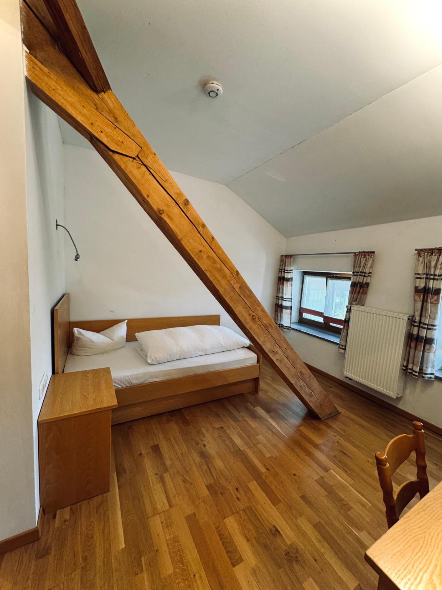 Landgasthof Hotel Zwickl Deggendorf Bagian luar foto